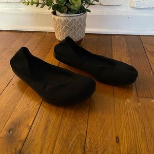 Knit Black Flats